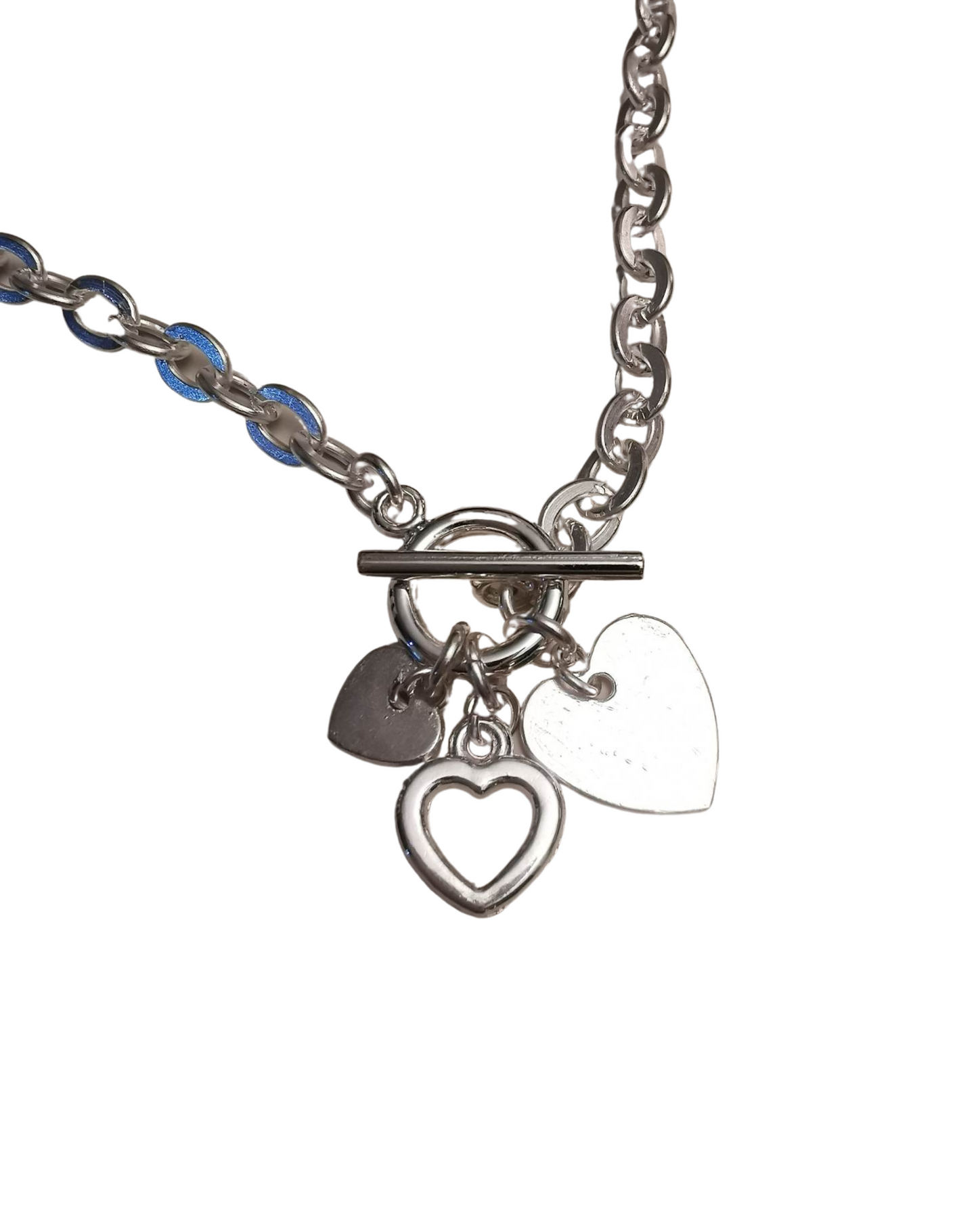 Silver plated heart necklace with toggle fastening