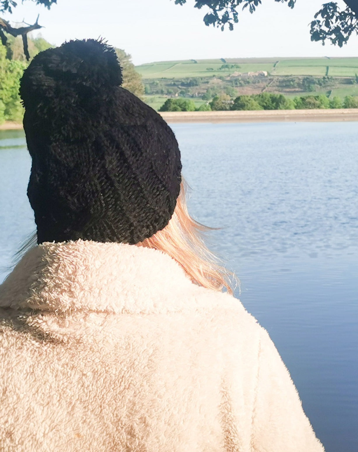 Black chunky knit bobble hat