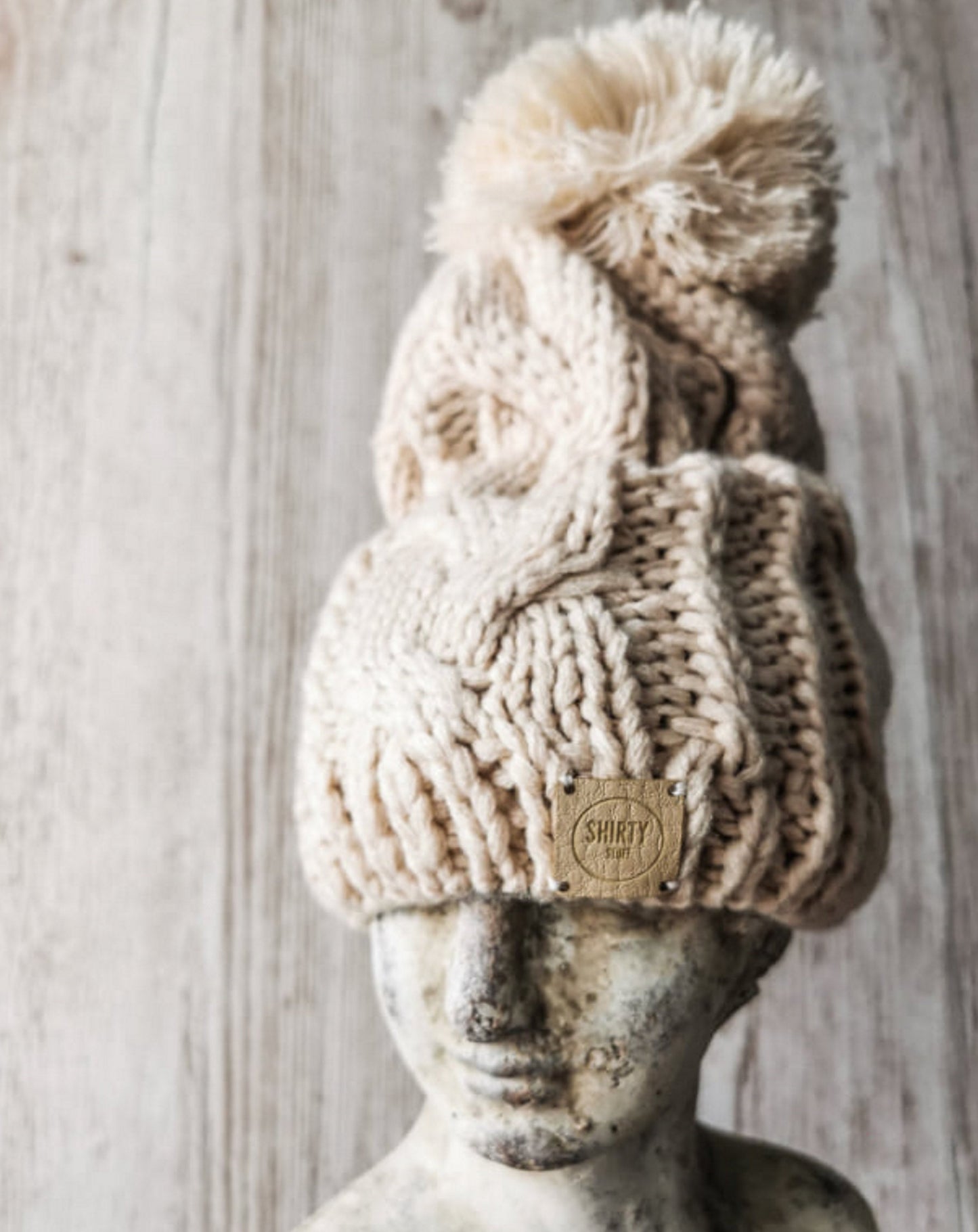 Cream chunky knit bobble hat