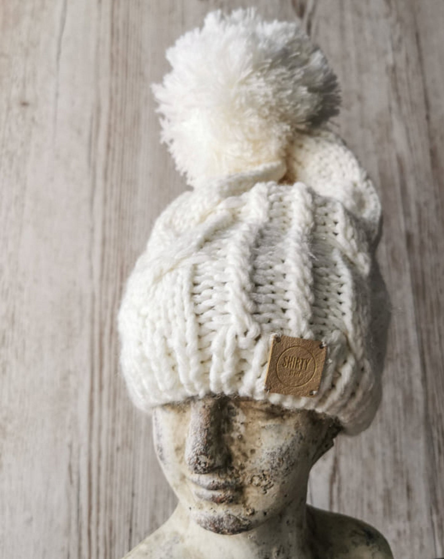 Chunky knit ivory pompom knitted hat